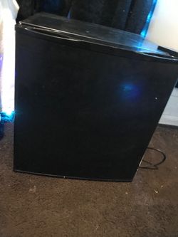 Mini fridge
