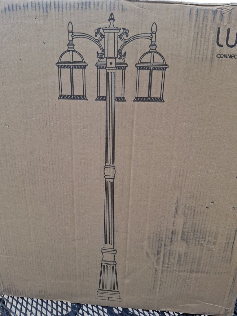 3 Light Street Light