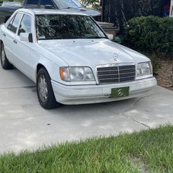 1994 Mercedes Benz E320