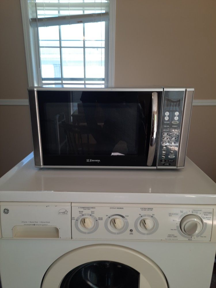 Emerson MICROWAVE