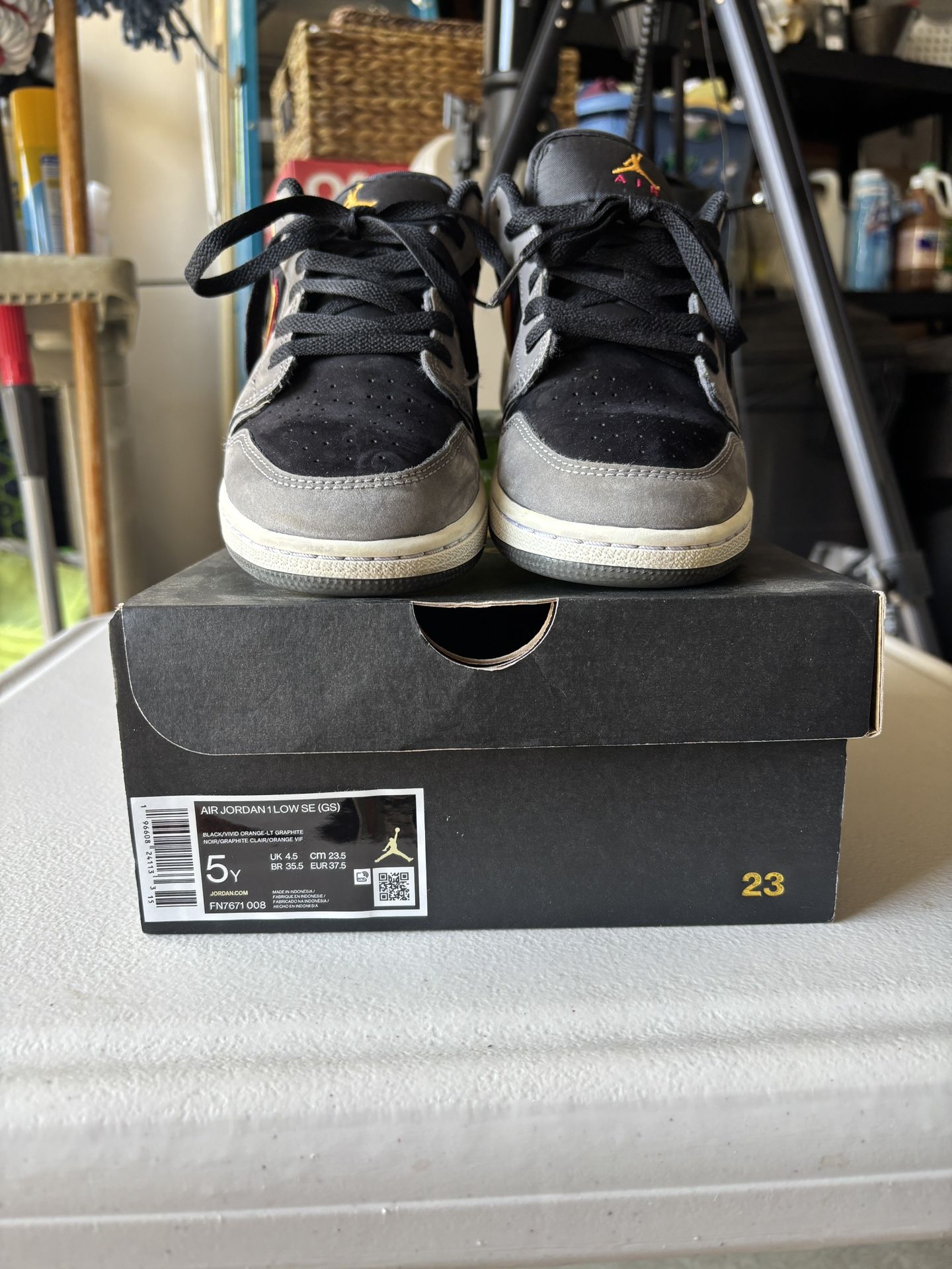 Air Jordan 1 Low SE (GS)