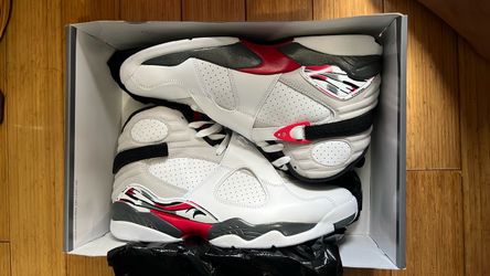 Air Jordan 8s “bugs bunny”