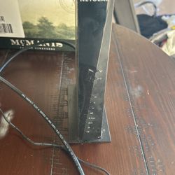 Hardly used 5g Netgear wireless router