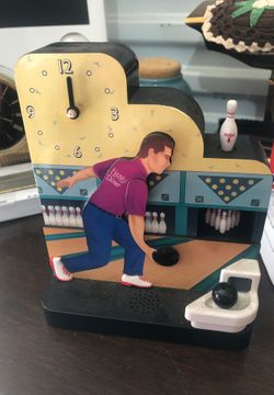 Vintage collectibles bowling toy and clock