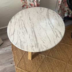 Faux Marble Round Table!! $30
