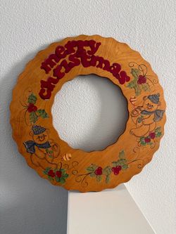 Vintage Wooden Christmas Teddy Bear Wreath Wall Decor