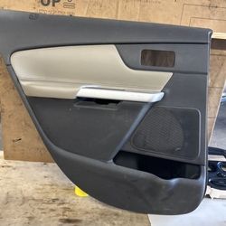 2011 Ford Edge Front Door Panels