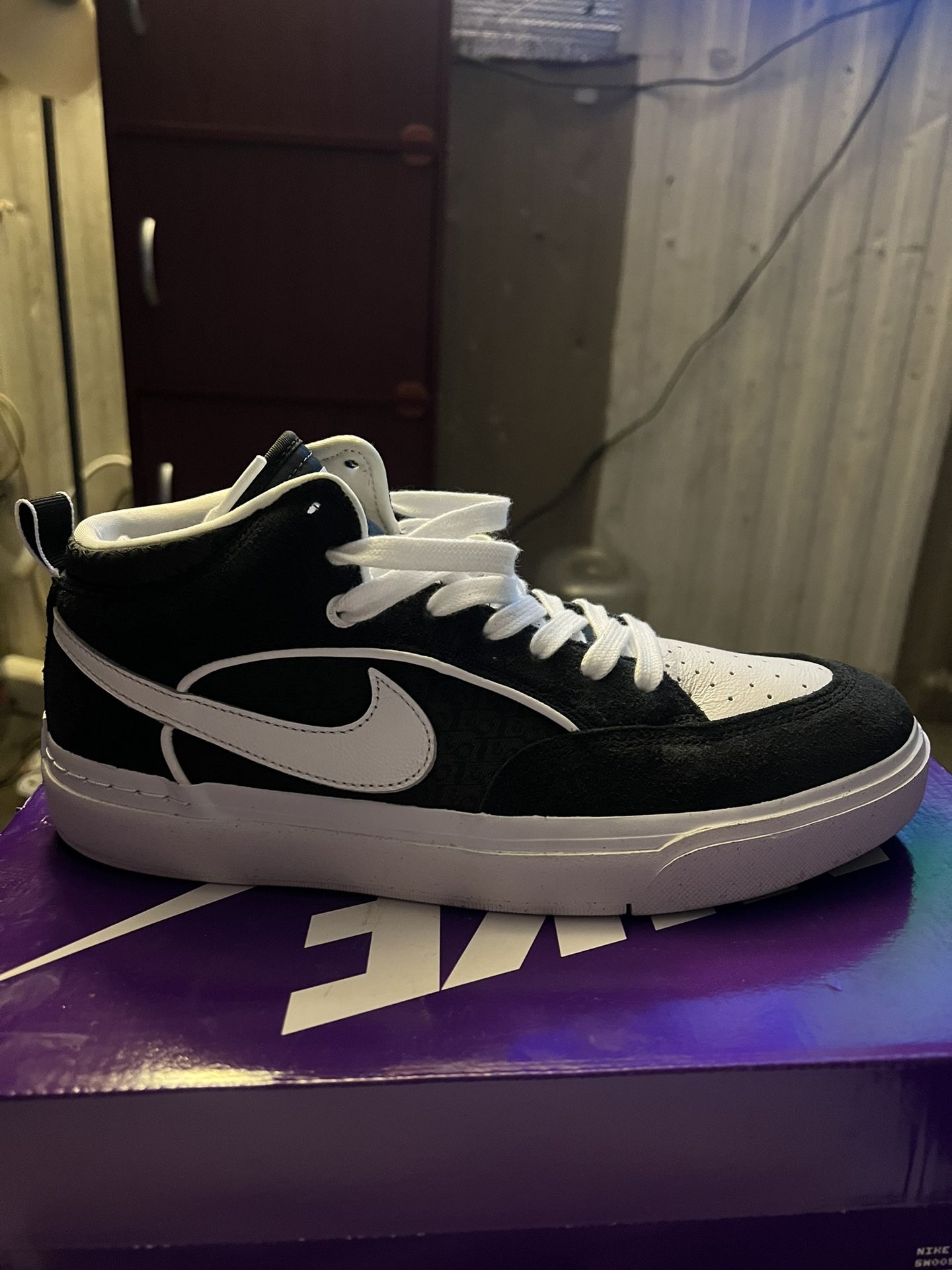 Nike SB React Leo