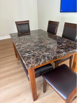 Kitchen Dinette Set Excellent Condition