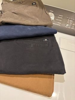 Men’s Dockers 4 pairs