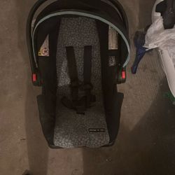 Car Seat With Base 