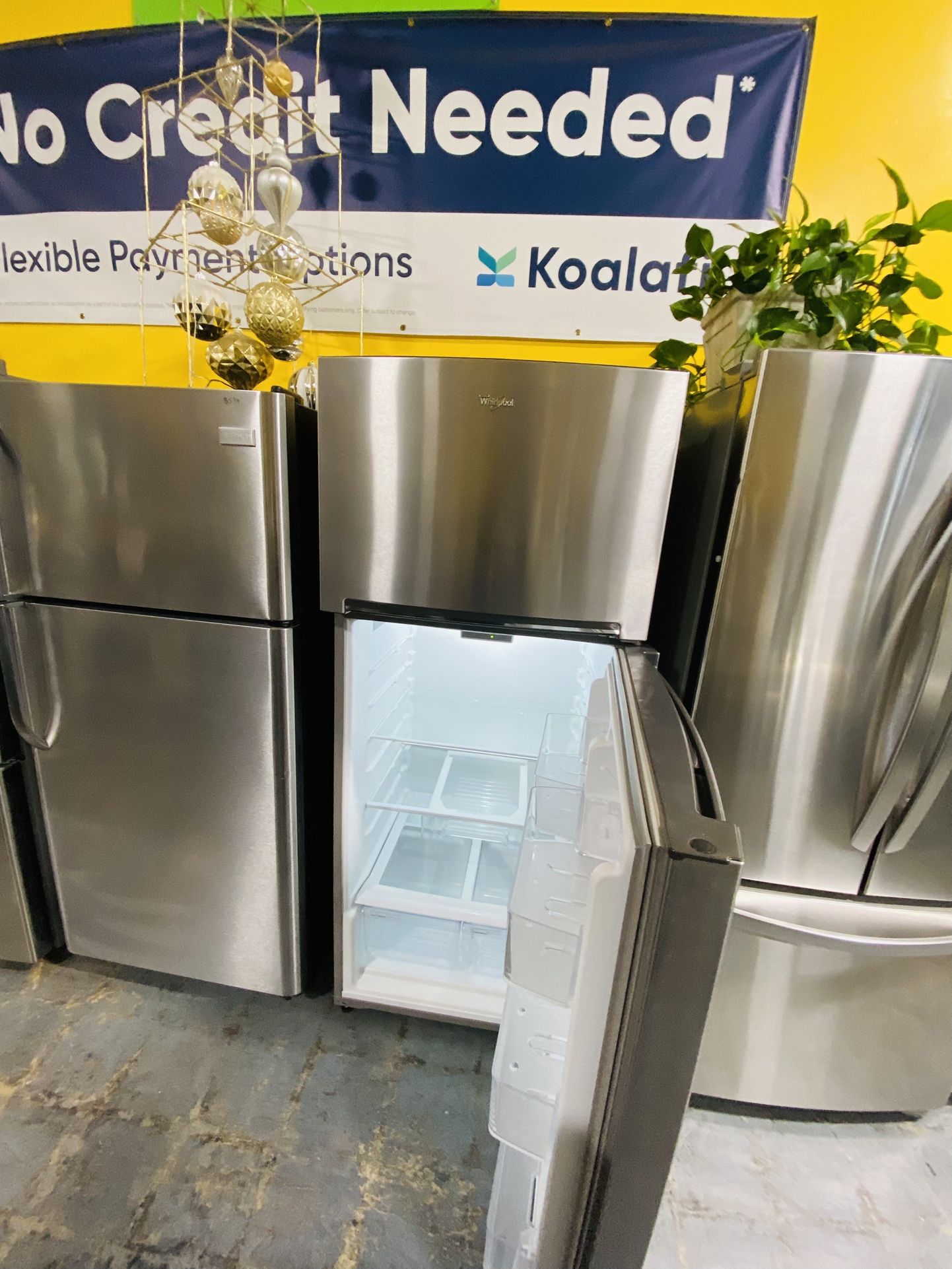 Refrigerator 28” No Credit Needed