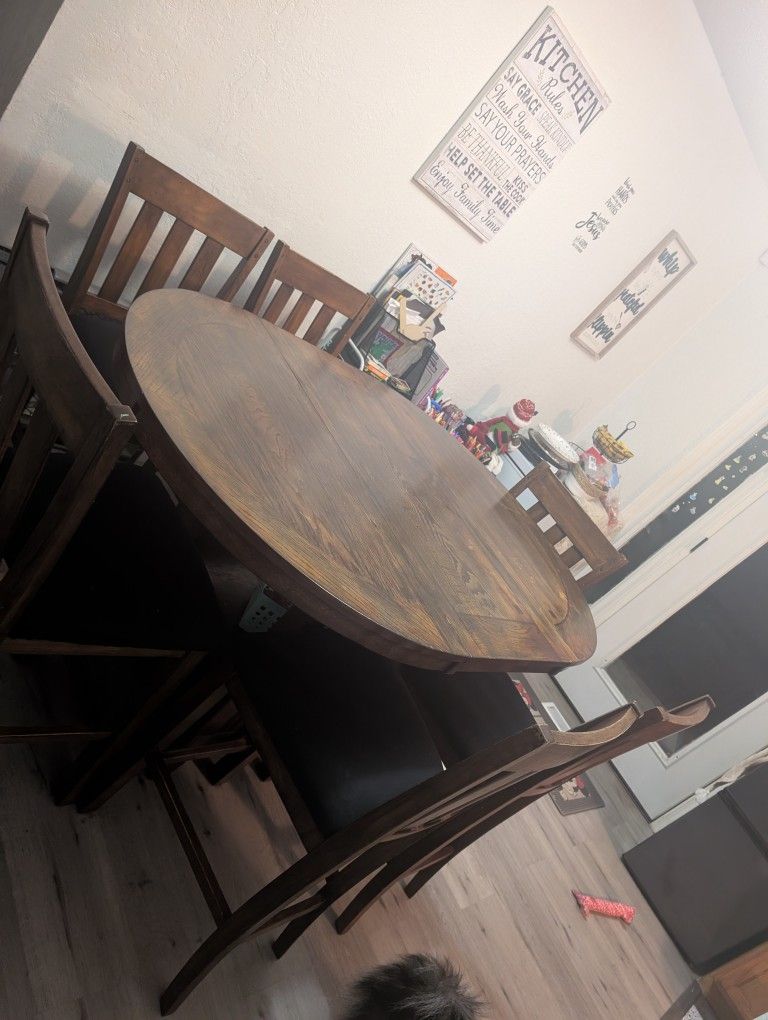 Dining Set And 6 Chairs Wood