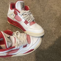 Jordan Fire Red 4s