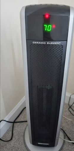 Lasko Oscillating Ceramic Tower Space Heater – 1500W