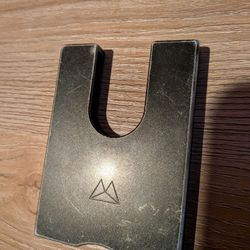 Walter Wallet Minimalist Metal 8 Card