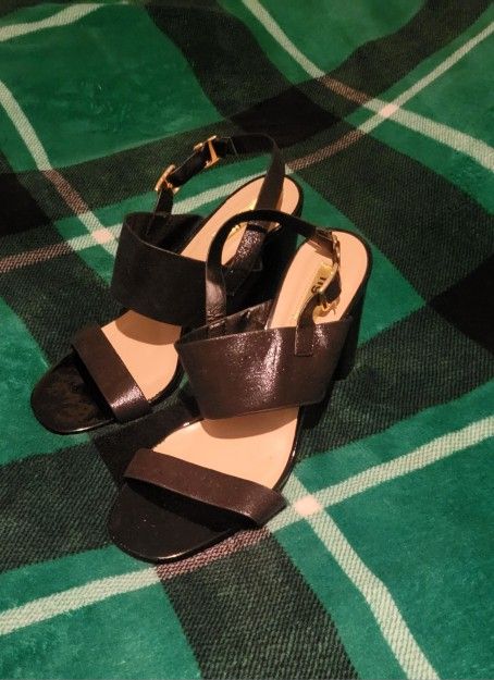 WOMENS FIGLIA HEELS BLACK SIZE 6.5 