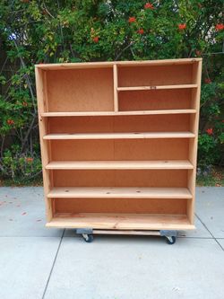 Knotty Pine Book/DVD Case