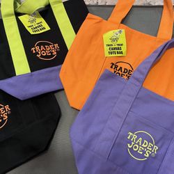Trader Joe’s   Mini Tote Bags SET OF 4!! (Limited Edition) 