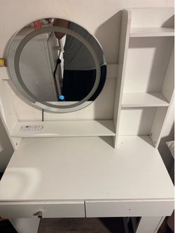 LED Vanity Makeup Table