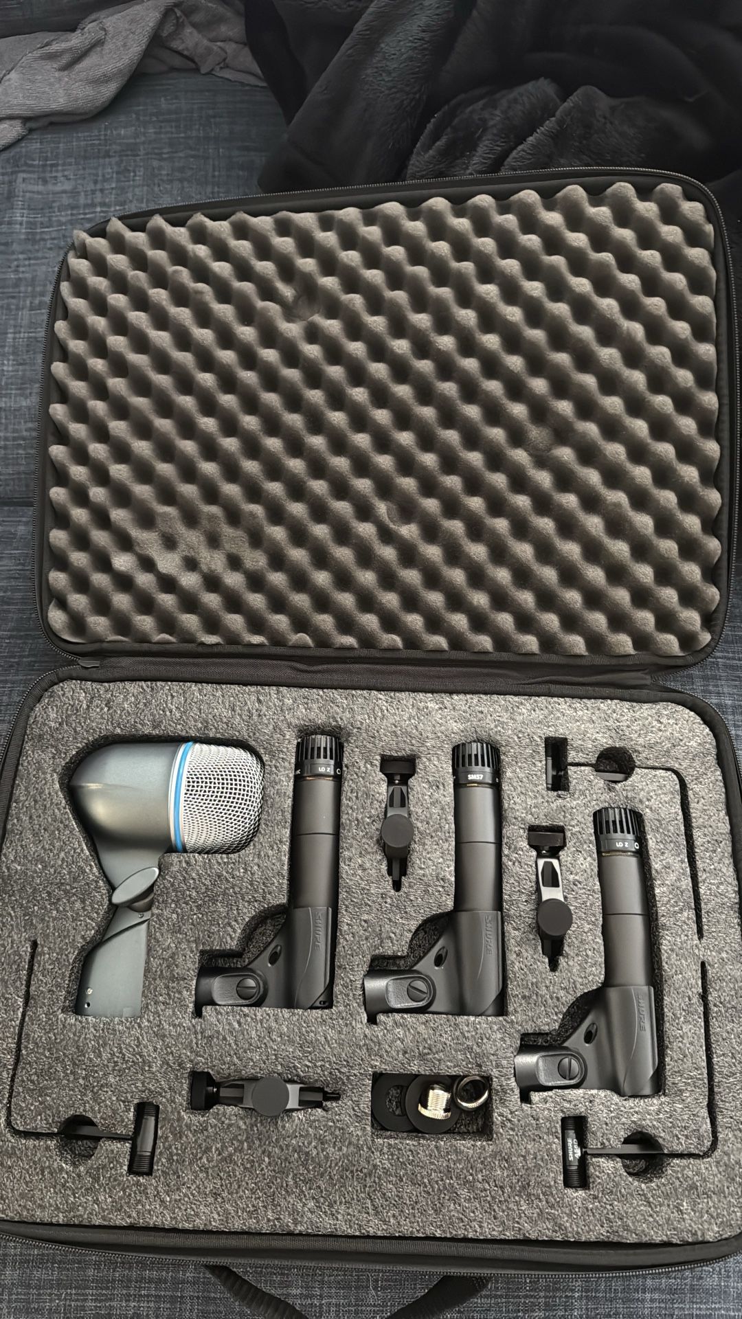Shure DMK57-52 , 2 Audix D6's And 1 Audix i5