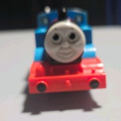 Trackmaster 2006 HiT Toys Thomas #1 Motorized Engine Thomas And Friends