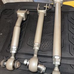 ISR rear Control Arms G35
