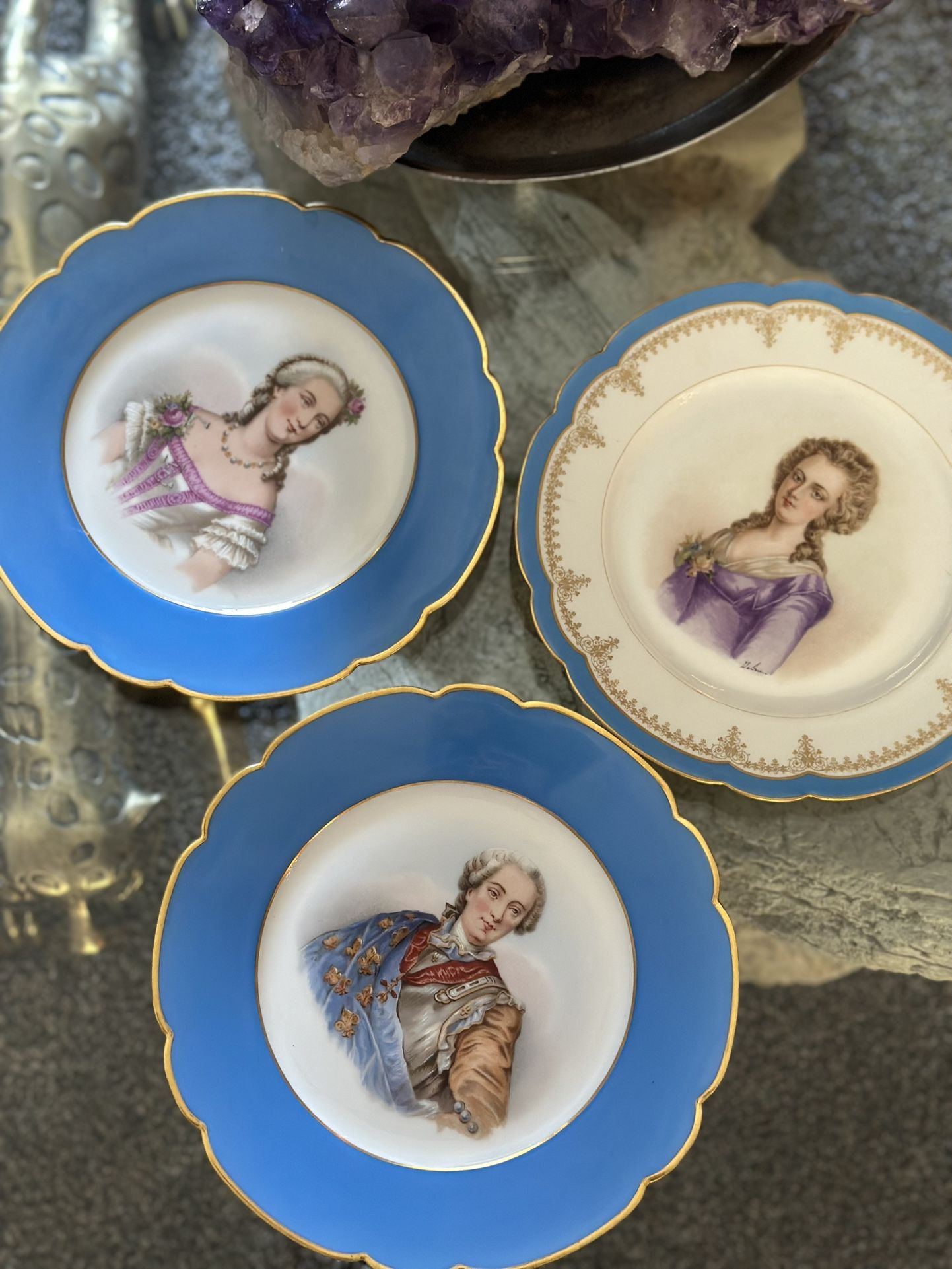 VINTAGE SEVRE FRANCE FRENCH PORCELAIN PLATE OF LOUIS XV