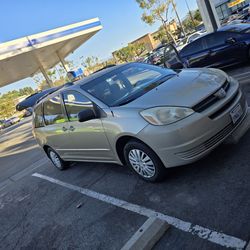 2005 Toyota Sienna