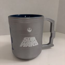 Disney Star Wars R2-D2 and Princess Leia color-changing ceramic mug