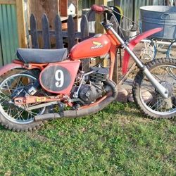 Buying old dirt bikes