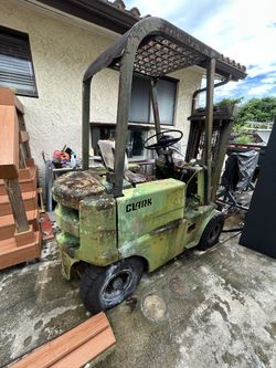 1960s Clark forklift Non-running (as Is Sale)