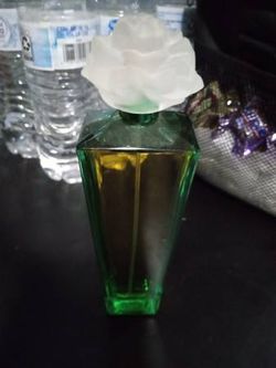 Elizabeth Taylor Gardenia perfume. Mint. $30 OBO