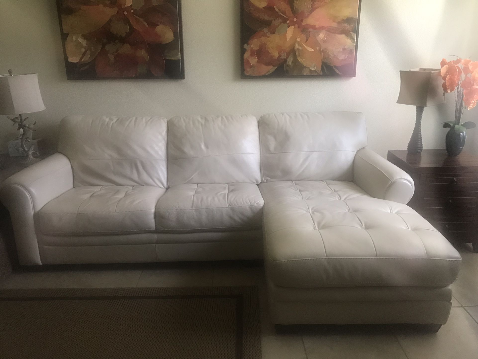 Robb & Stucky  Leather Couch Excellent Condition !