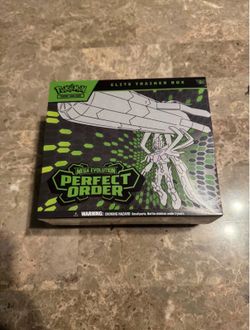 Pokemon Trading Card Game: Mega Evolution Perfect Order Elite Trainer Box