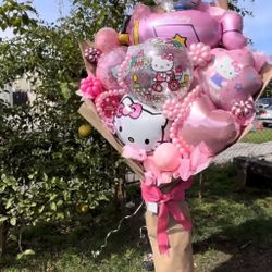 Hello Kitty Ballon Bouquet  