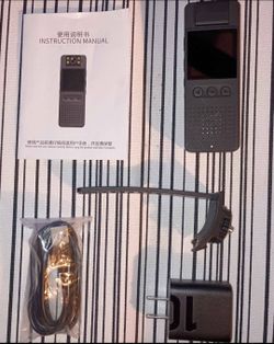 Body Camera - 180 degree rotating lens - light - LCD screen small.