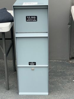Jayco "Letter Locker"  new   NEEDS KEY
