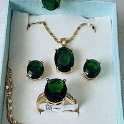 Jade Gemstone Jewelry Set In 18k Gold Plated