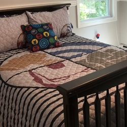 Marvel Super Hero Themed Quilt, Pillow Cases, And Throw Pillow For Full Size Bed 