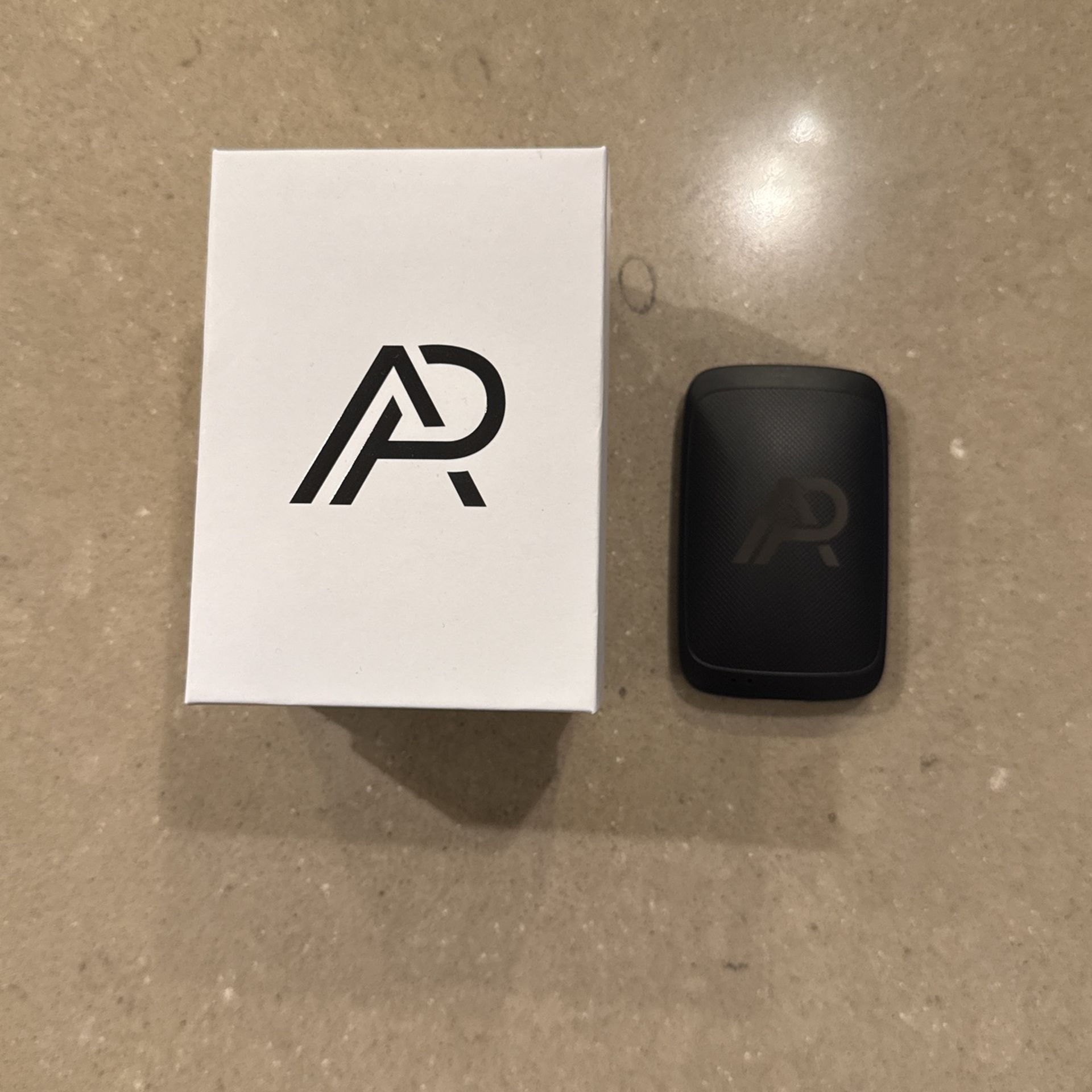 Auto Plexion - Wireless car Video Player Apple CarPlay, Netflix, Apps Adapter For 2016 Or Newer Car Screens