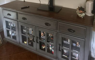 Costco TV console