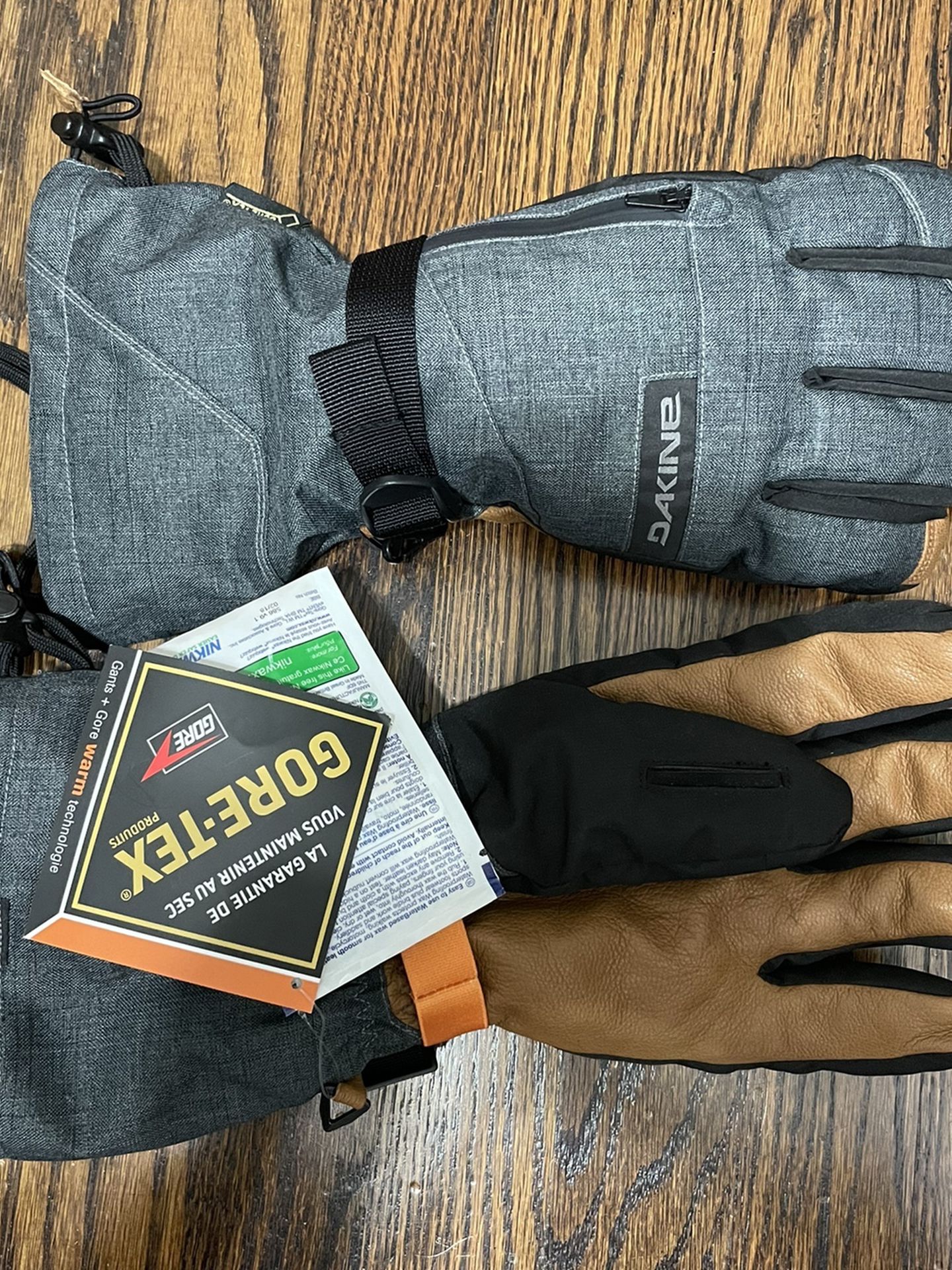 Dakine (L) Ski Winter Gloves - Brand New