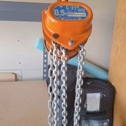 Rema Holland  5 Chain Hoist 