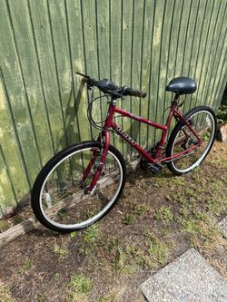Huffy Kathy Ireland Sport 18-Speed Bike