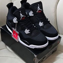 Jordan 4 Retro 