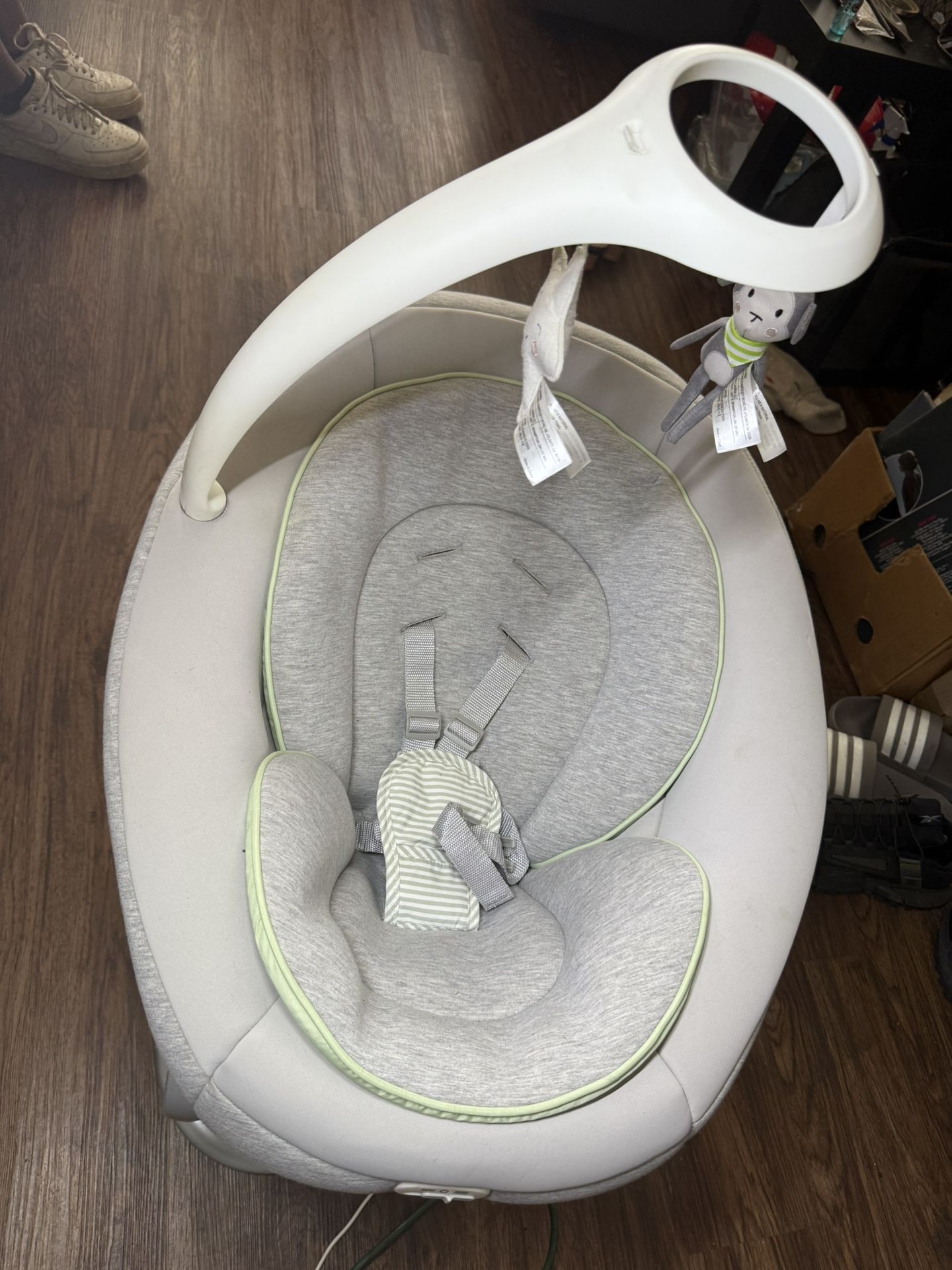 Graco Soothe My Way Versatile Baby Swing w/Removable Rocker