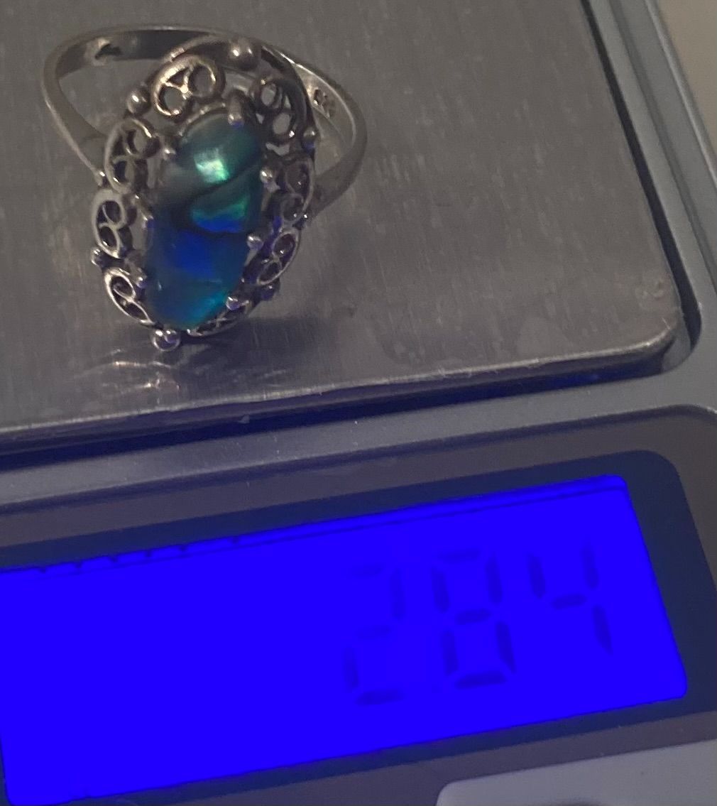 Vintage Sterling Silver Ring, Nice Abalone Design, Size 7...