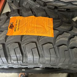 4x  33x1250-20 MT $650 