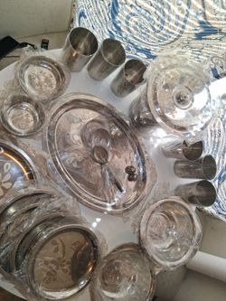 Brand  new silver kitchen set